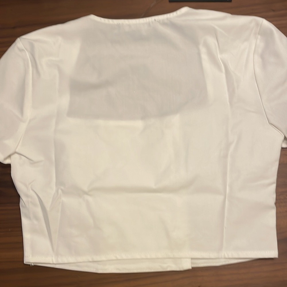 NEW Ivory Cropped Short Sleeve Jacket Top - Picture 8 of 8